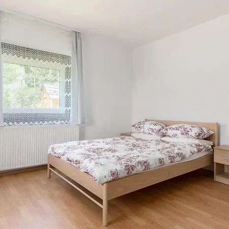Apartmaji Trstenjak Rateče